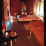 Irelax 러브호텔 *